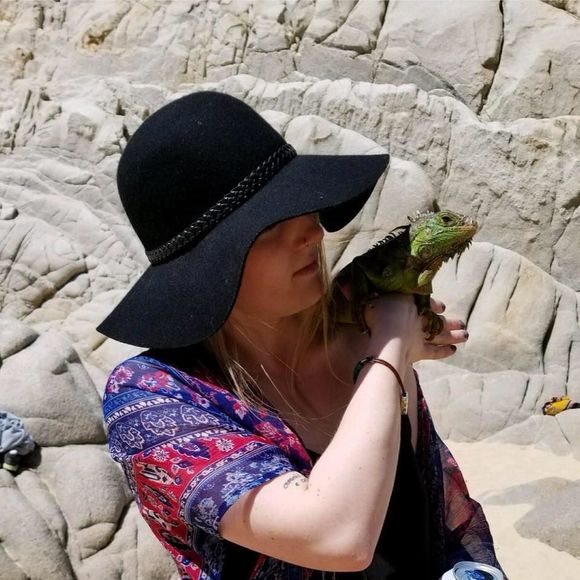 Meet your Posher, Chelsea - Picture 1 of 1